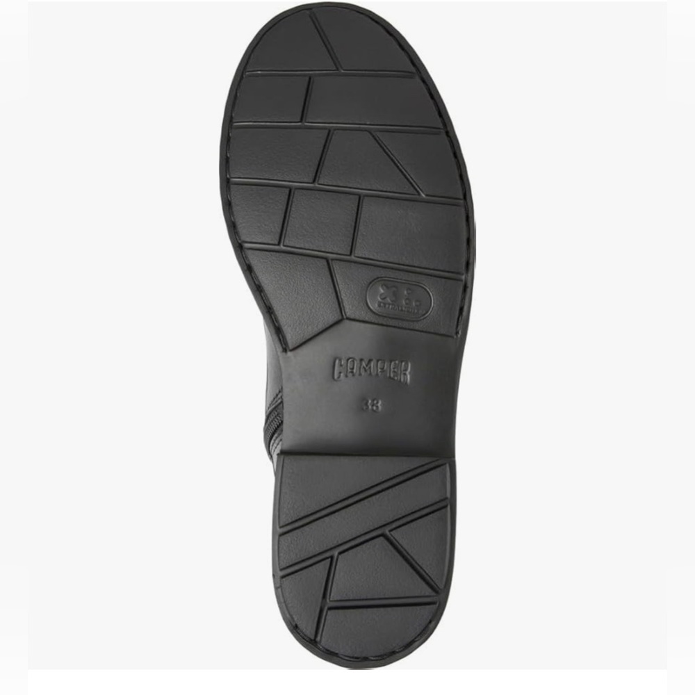 Camper boots. Leather. Size 9. Lace up ankle bootie style. Barely worn, clean. - Picture 4 of 11